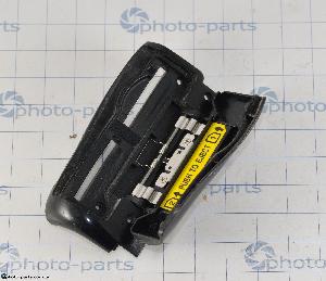 Крышка карты памяти Nikon D7100, б/у